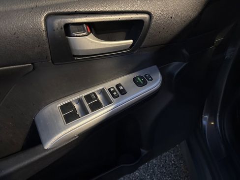 Used 2013 Toyota Camry SE image 7