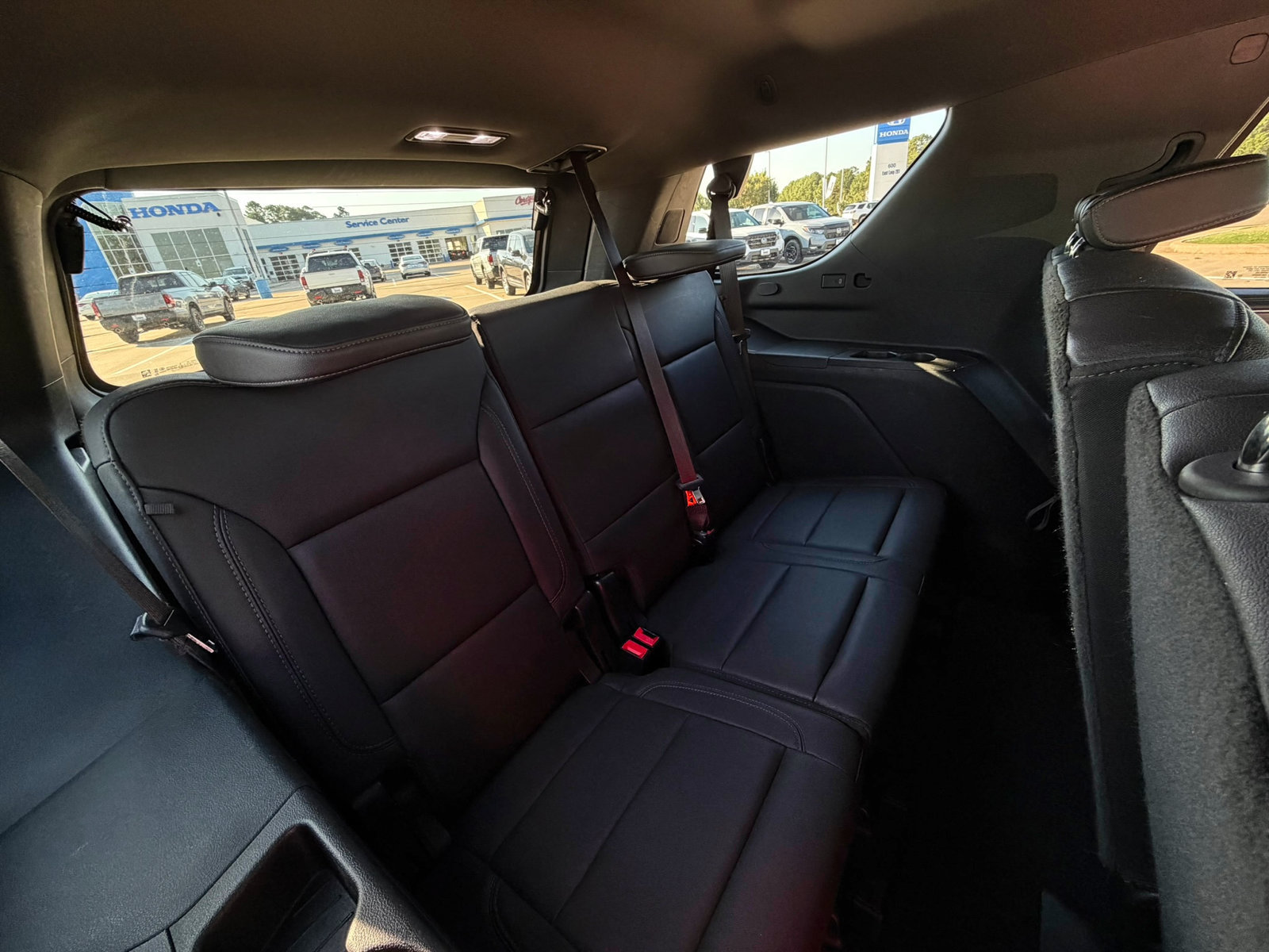 Used 2023 Chevrolet Tahoe LT RWD image 32