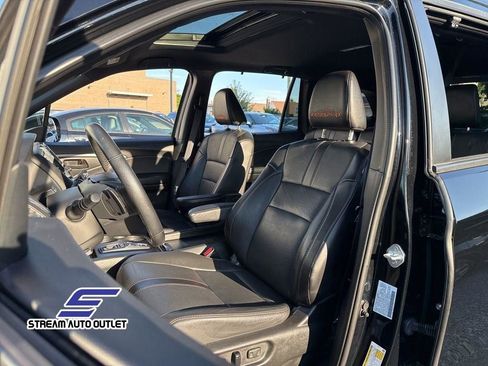 Used 2022 Honda Pilot TrailSport image 28