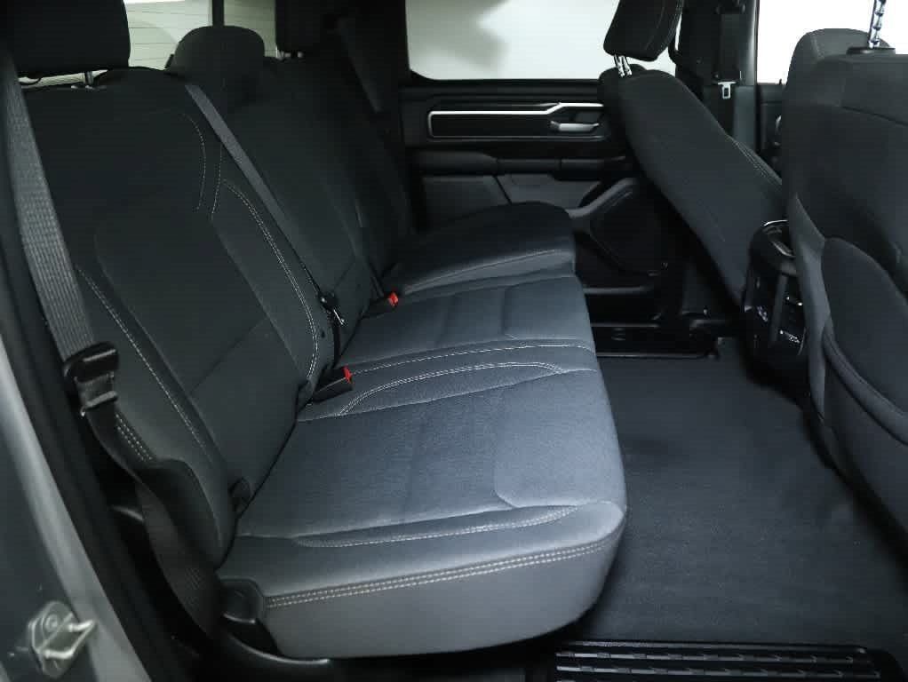 Used 2024 RAM 1500 Big Horn AWD/4WD image 32
