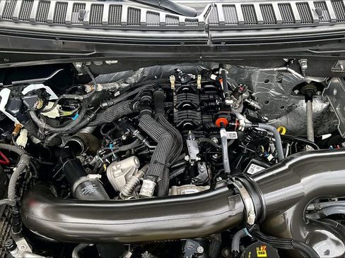 Used 2024 Ford Expedition Max XLT image 47