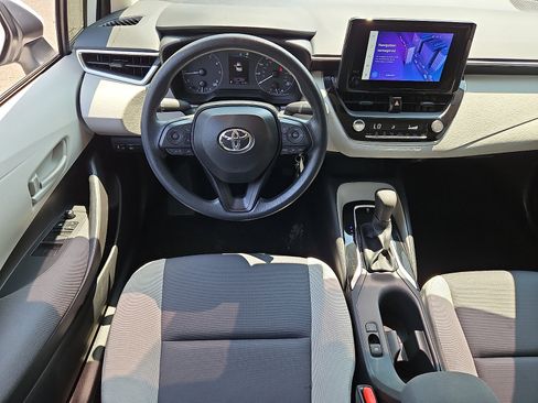 Used 2024 Toyota Corolla LE FWD image 11