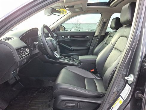 Used 2024 Honda Civic Touring image 13