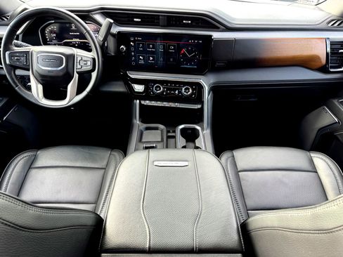 Used 2024 GMC Sierra 3500 Denali w/ Denali Reserve Package image 24