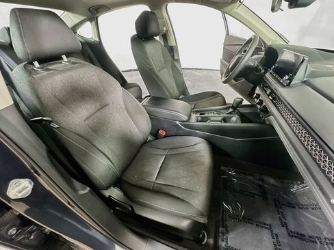 Used 2024 Honda Accord EX image 12