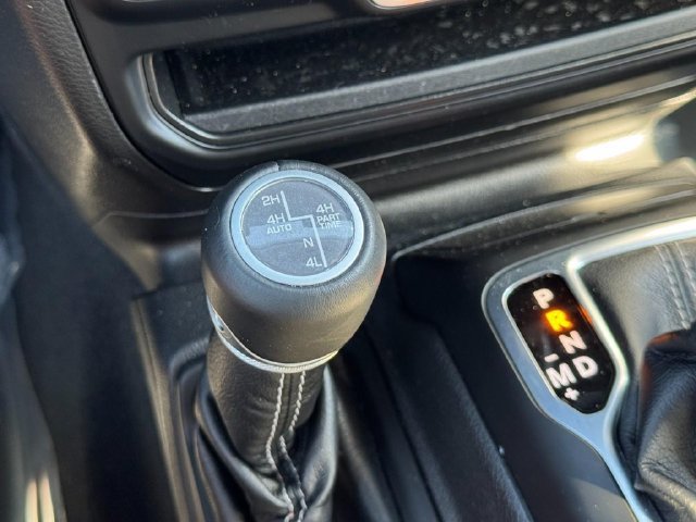 Used 2022 Jeep Wrangler Unlimited Sahara w/ Safety Group AWD/4WD image 30