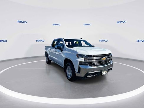 Used 2022 Chevrolet Silverado 1500 LT AWD/4WD image 2