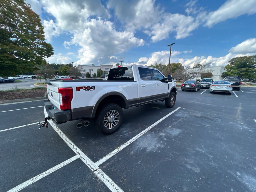 Used 2019 Ford F250 King Ranch w/ King Ranch Ultimate Package AWD/4WD image 3