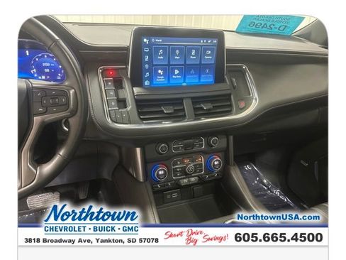 Used 2023 Chevrolet Suburban RST w/ Luxury Package image 16