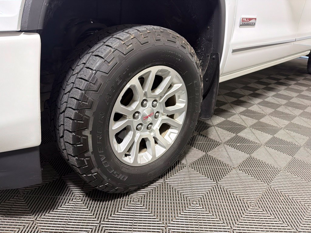 Used 2016 GMC Sierra 1500 SLT w/ All-Terrain Package AWD/4WD image 27
