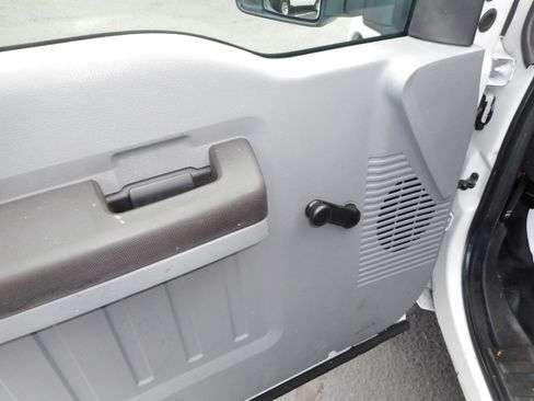 Used 2014 Ford F250 XL image 19