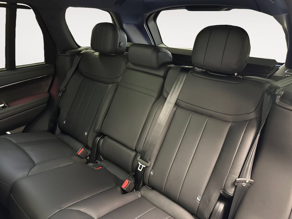 New 2026 Land Rover Range Rover SE AWD/4WD image 13