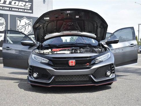 Used 2018 Honda Civic Type R image 37