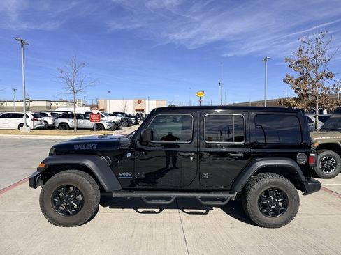 Used 2023 Jeep Wrangler Unlimited w/ Sun & Screen Package image 1