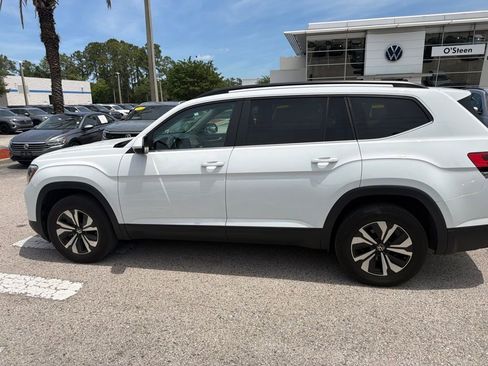 Certified 2024 Volkswagen Atlas SE FWD image 4