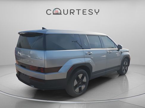 New 2026 Hyundai Santa Fe SE image 4