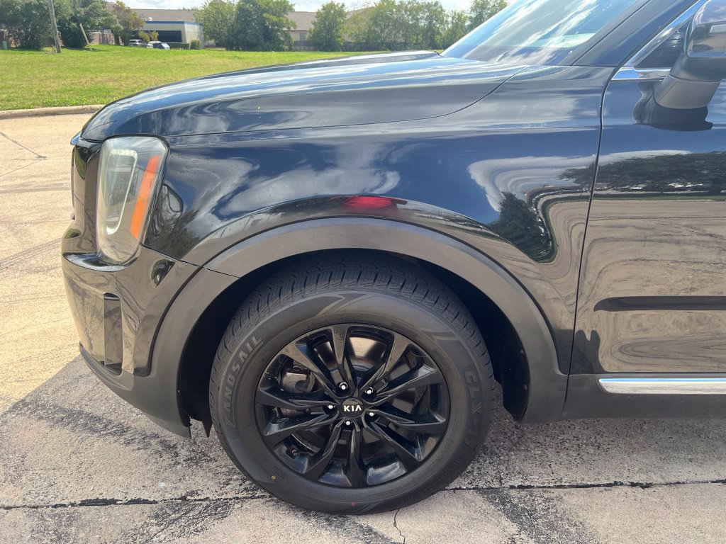 Used 2020 Kia Telluride LX FWD image 2