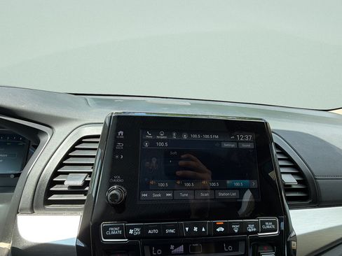 Used 2019 Honda Odyssey Touring image 15