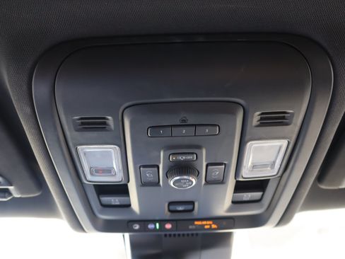 Used 2024 Chevrolet Tahoe RST w/ Luxury Package AWD/4WD image 32