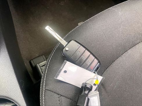 Used 2017 Kia Soul + FWD image 14