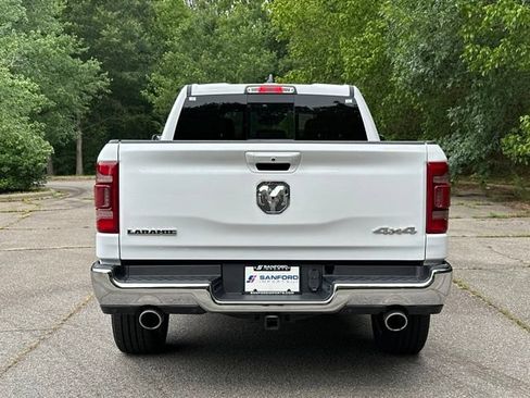 Used 2024 RAM 1500 Laramie AWD/4WD image 4