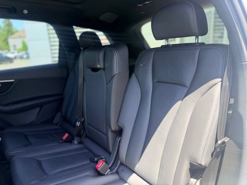Certified 2025 Audi Q7 3.0T Premium Plus AWD/4WD image 15