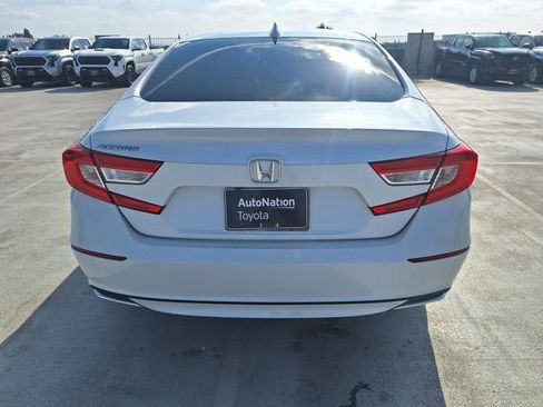 Used 2020 Honda Accord EX image 6
