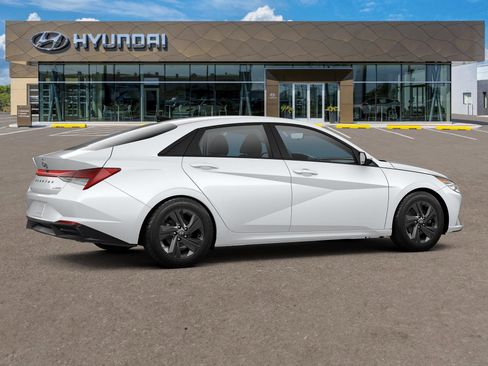 New 2023 Hyundai Elantra Blue image 8