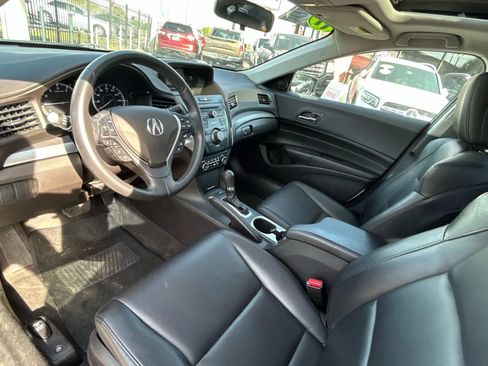 Used 2017 Acura ILX image 9