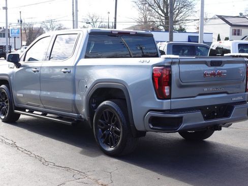 Used 2023 GMC Sierra 1500 Elevation image 2