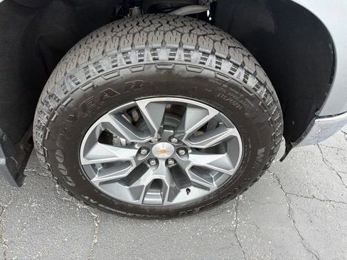Used 2026 Chevrolet Silverado 1500 LT AWD/4WD image 7