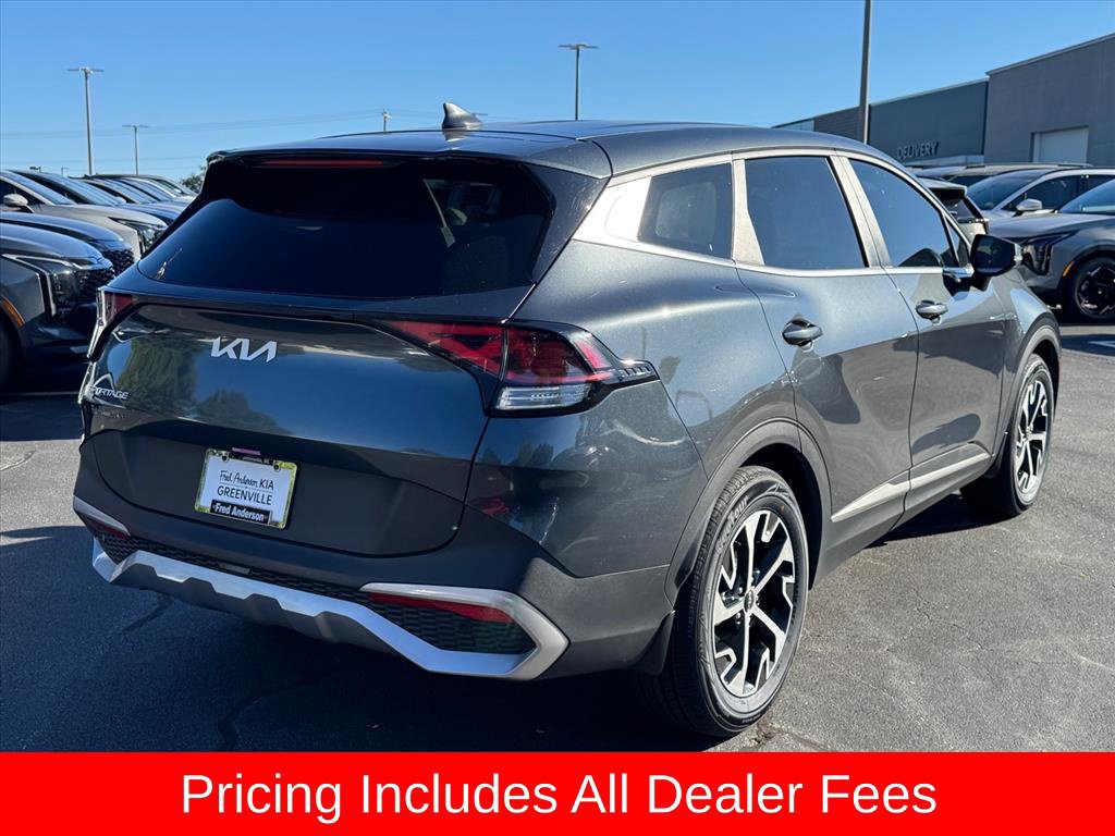 Used 2024 Kia Sportage EX FWD image 3
