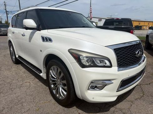 Used 2017 INFINITI QX80 2WD w/ Driver Assistance Package image 3