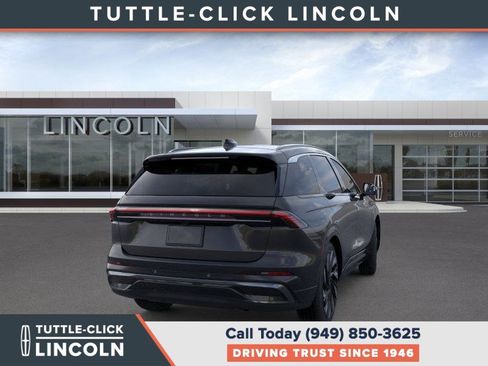 New 2026 Lincoln Nautilus Black Label w/ Jet Appearance Package image 8