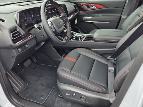 New 2026 Chevrolet Traverse RS w/ LPO, Floor Liner Package FWD image 5