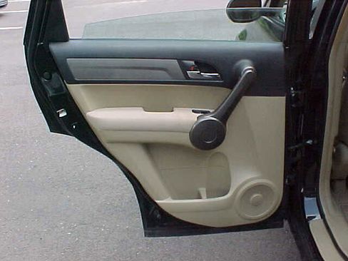 Used 2009 Honda CR-V LX image 11