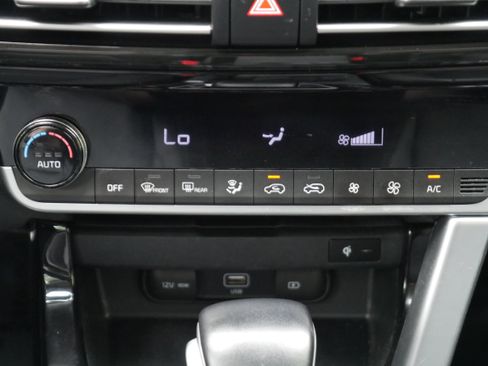 Certified 2022 Kia Seltos EX AWD/4WD image 21