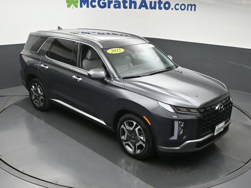 Used 2025 Hyundai Palisade SEL AWD/4WD image 3