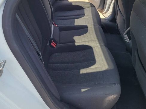 Used 2015 Chrysler 200 Limited w/ Convenience Group FWD image 13