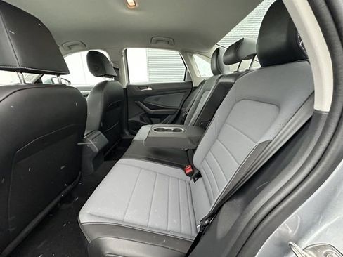 Certified 2025 Volkswagen Jetta SE image 26