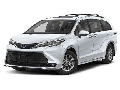 New 2026 Toyota Sienna XLE