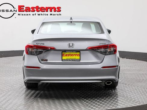 Used 2024 Honda Civic Sport image 6