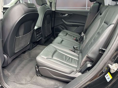 Used 2022 Audi Q7 3.0T Premium Plus AWD/4WD image 12