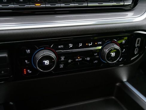 Certified 2024 Chevrolet Silverado 3500 High Country w/ High Country Premium Package image 33