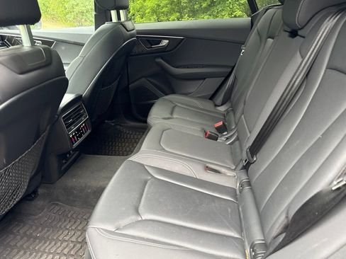 Used 2021 Audi Q8 Premium Plus AWD/4WD image 27