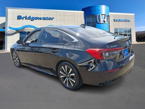 Used 2022 Honda Civic EX image 4