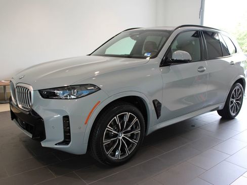 New 2026 BMW X5 xDrive40i AWD/4WD image 11