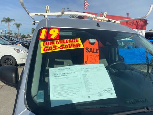 Used 2019 Ford Transit Connect XLT image 16