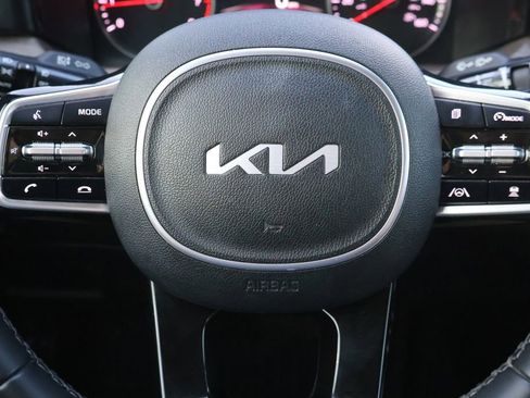 Used 2022 Kia Sorento EX w/ Panoramic Sunroof Package FWD image 26