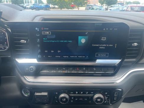 Used 2024 Chevrolet Silverado 3500 High Country image 26